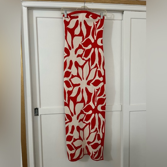 House of Harlow 1960 Dresses & Skirts - House of Harlow 1960 Red and Cream Floral Maxi Dress